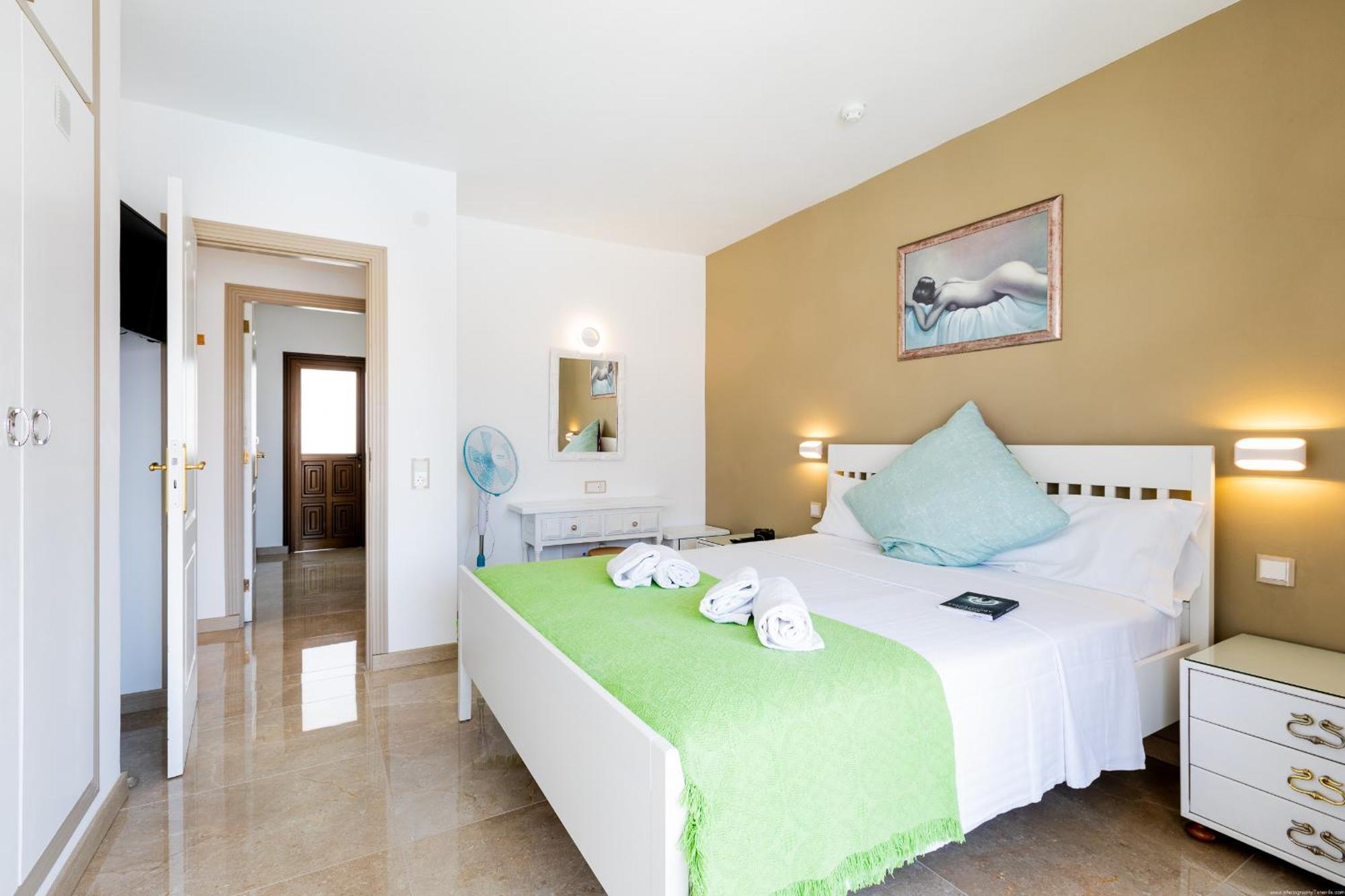 Las Floritas 23 Terrace And Swimming Pool Playa de las Americas  Exterior photo